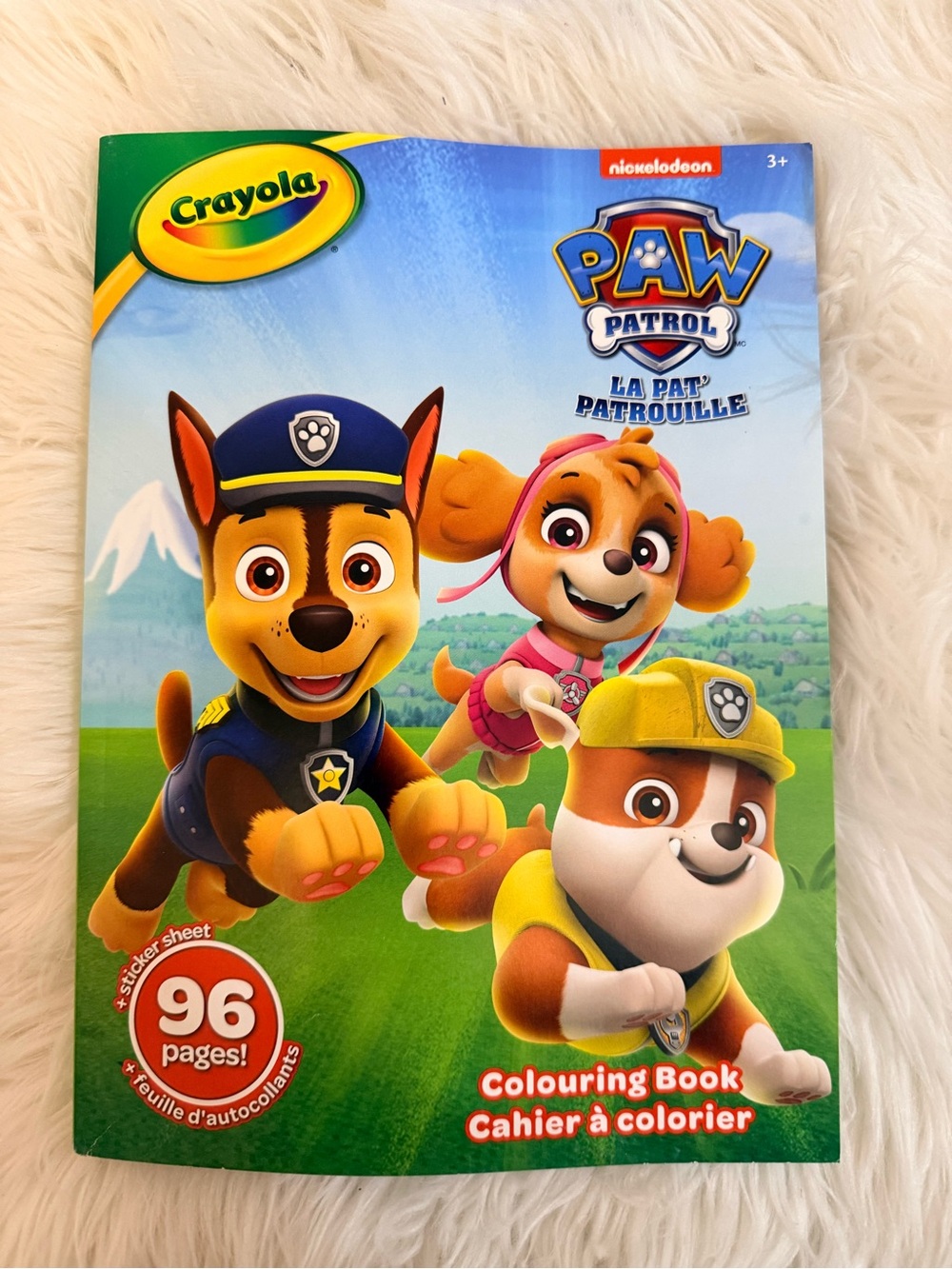 💫10/$25 • Crayola Paw Patrol Colouring & Sticker Book